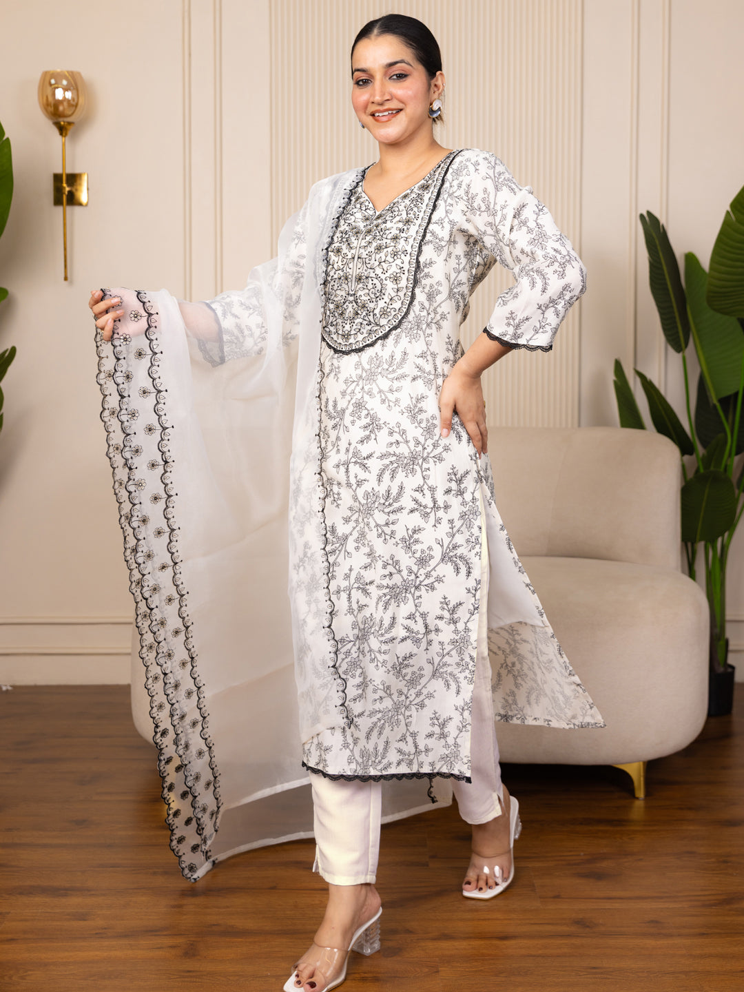 Vyomika Cream Silk Blend Kurta with Trousers & Dupatta Suits