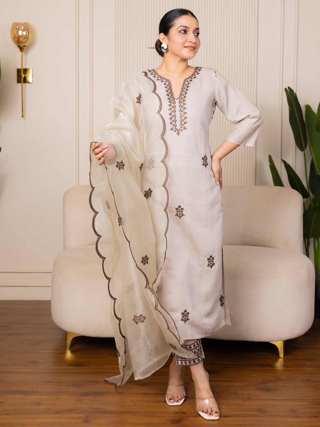 Vyonaa Grey Viscose Rayon Kurta with Trousers & Dupatta Suits