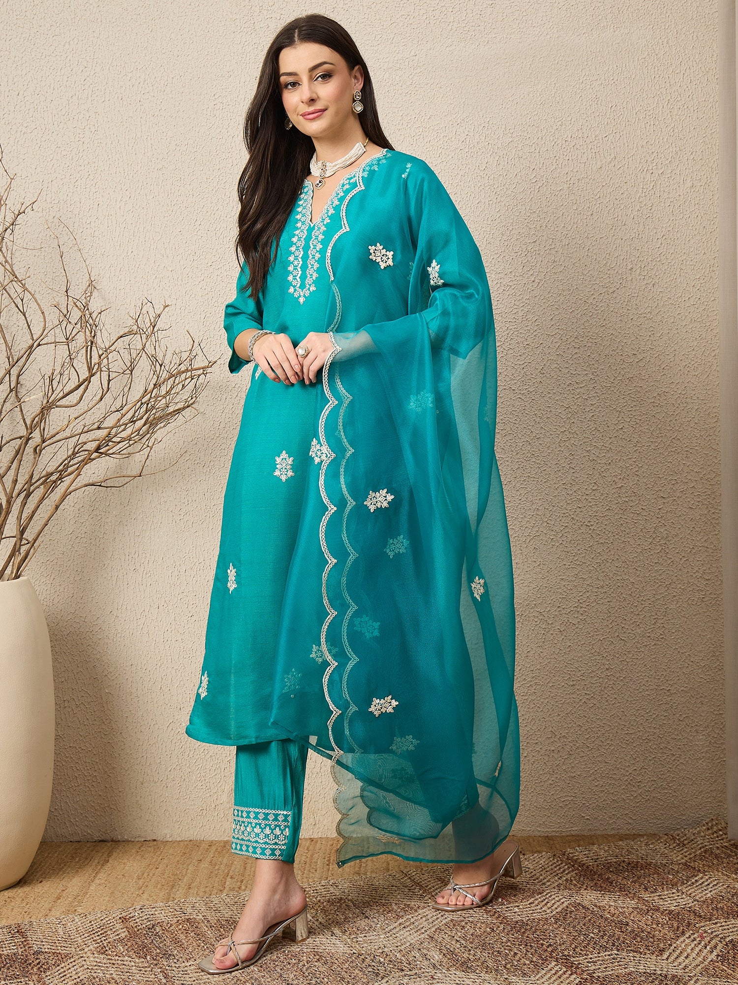 Saundh Blue Silk Blend Embroidered Kurta Set Suits