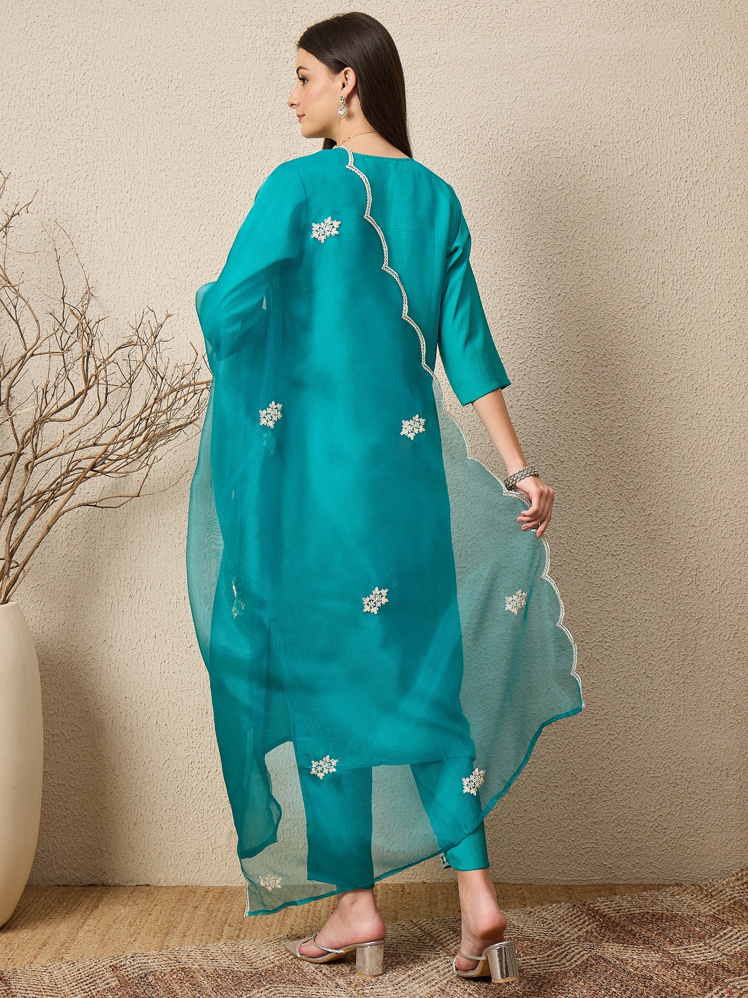 Saundh Blue Silk Blend Embroidered Kurta Set Suits