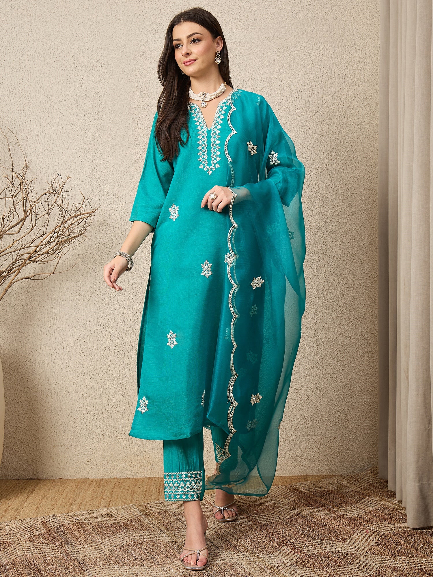 Saundh Blue Silk Blend Embroidered Kurta Set Suits