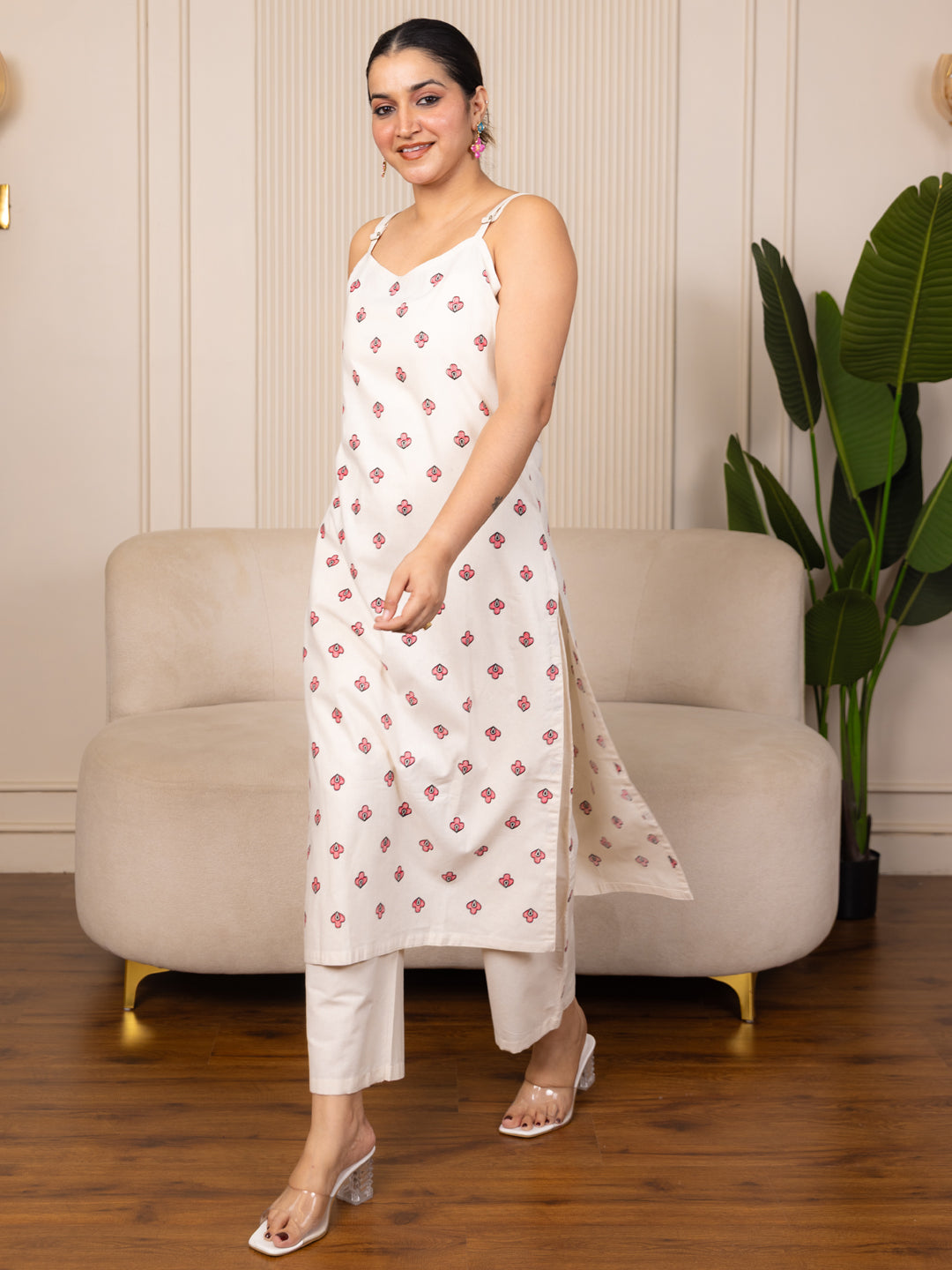 Sparsh White Women's Pure Cotton  Kurta Pant Set