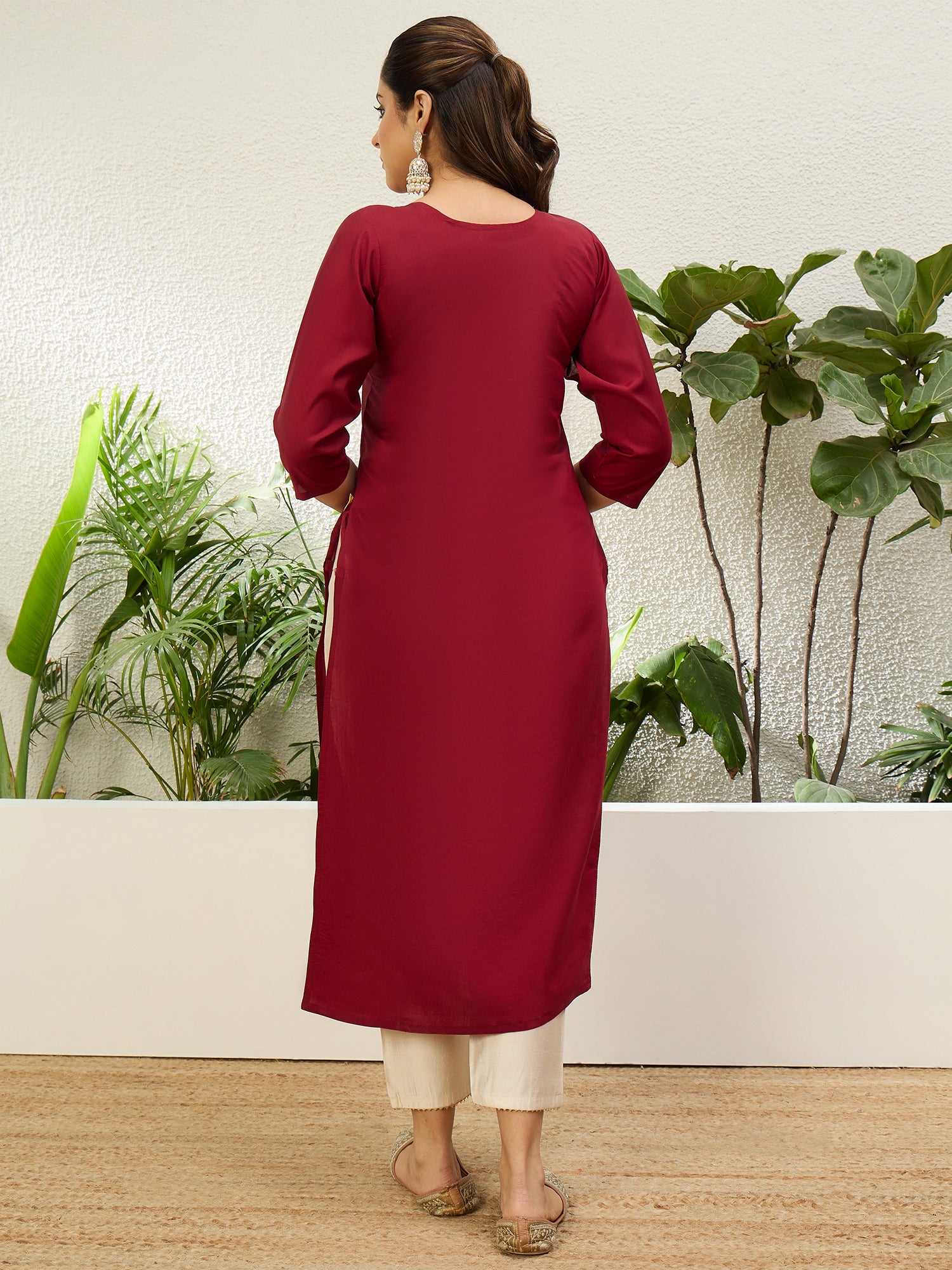 Naayika Cherry Red Women Embroidered Silk Blend Straight Kurta