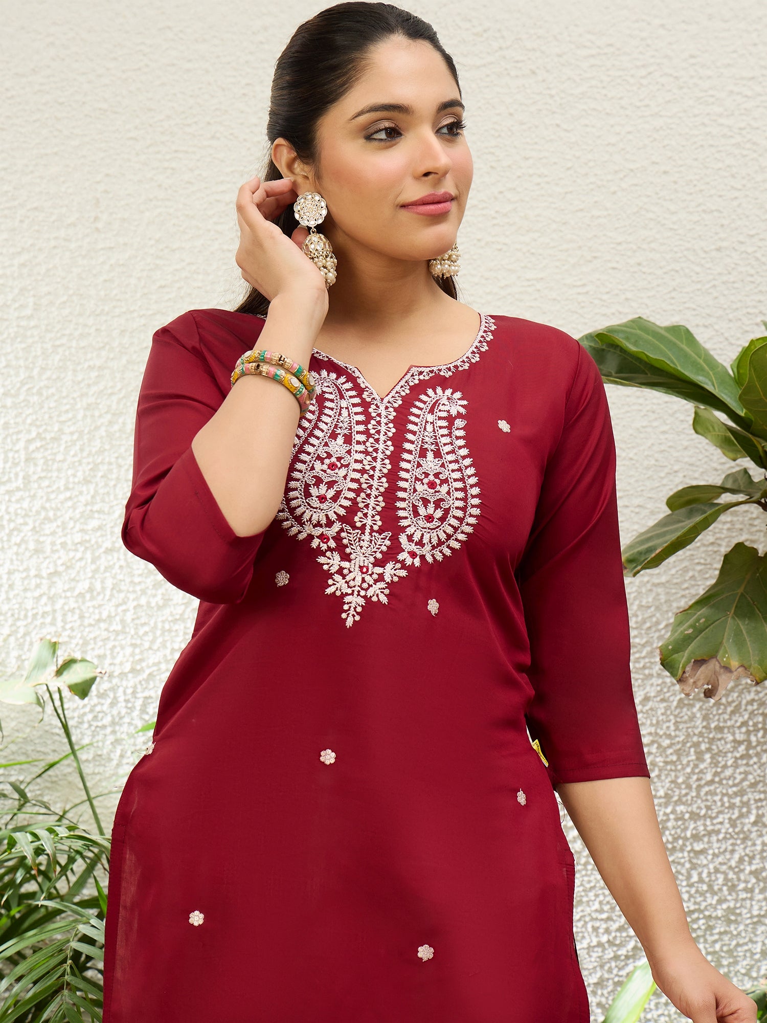 Naayika Cherry Red Women Embroidered Silk Blend Straight Kurta