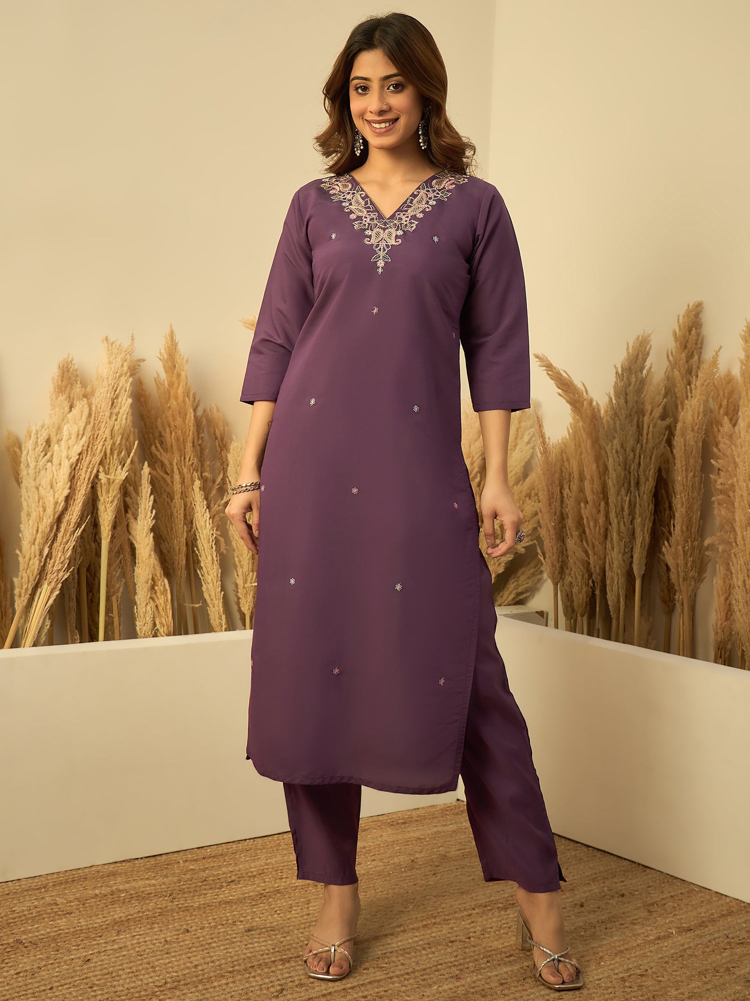 Rhea Women's Lavender Embroidered V-Neck Straight Kurta Set with Dupatta