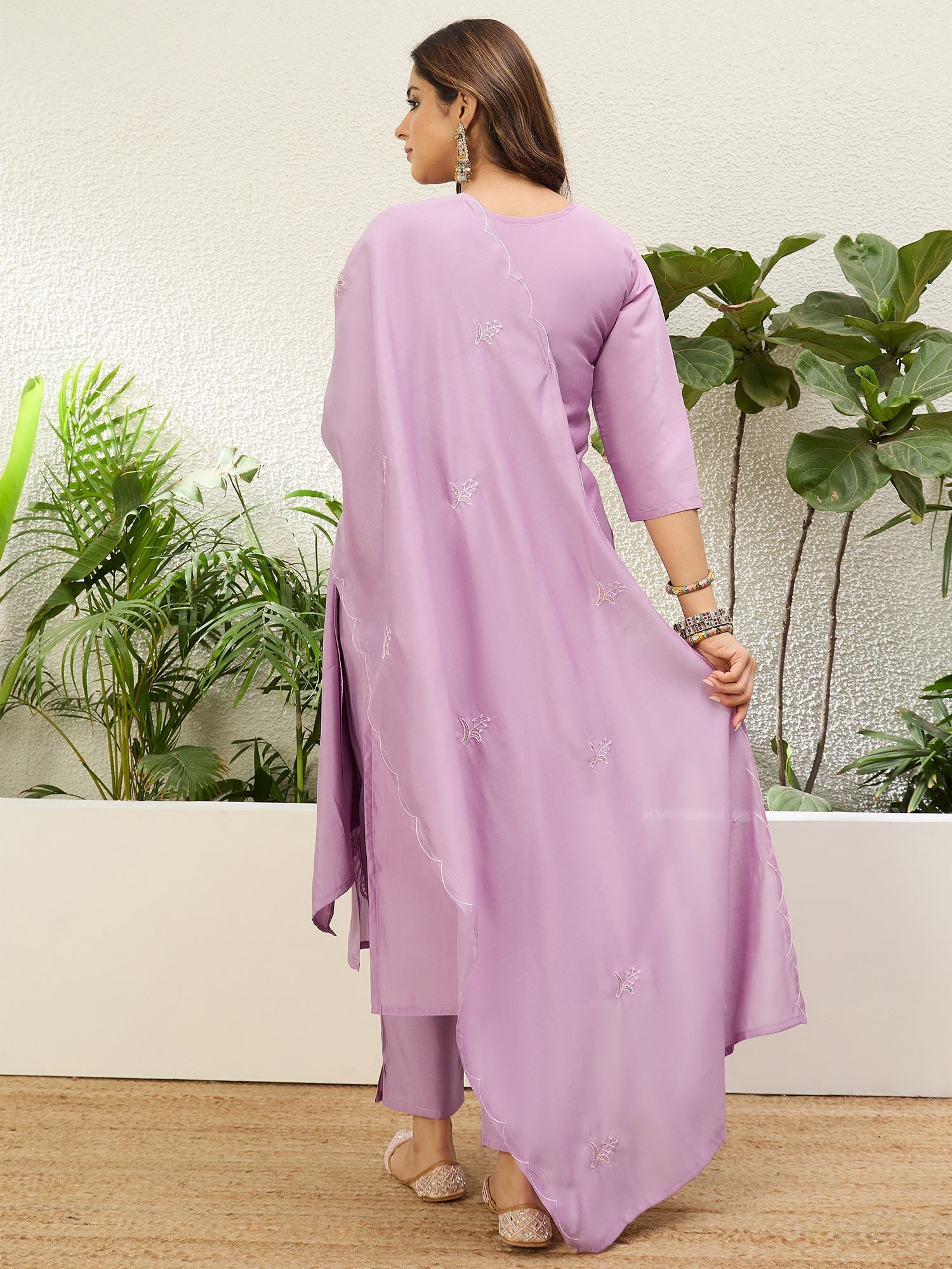 Lavanya Women's Lavender Festive Embroidered Straight Kurta Set