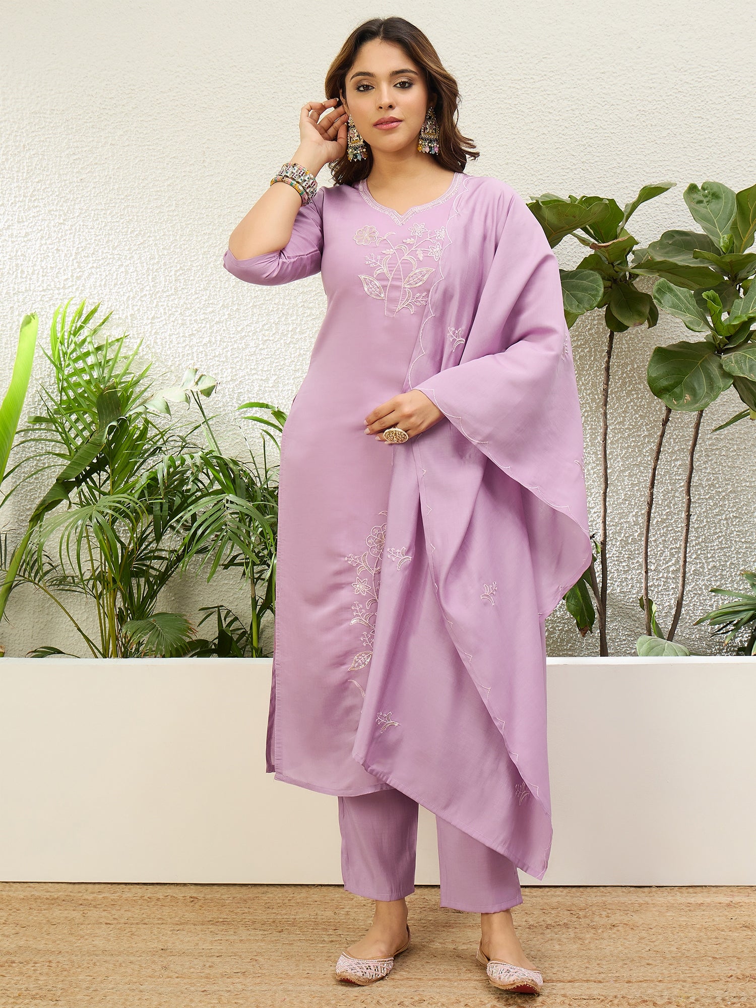 Lavanya Women's Lavender Festive Embroidered Straight Kurta Set