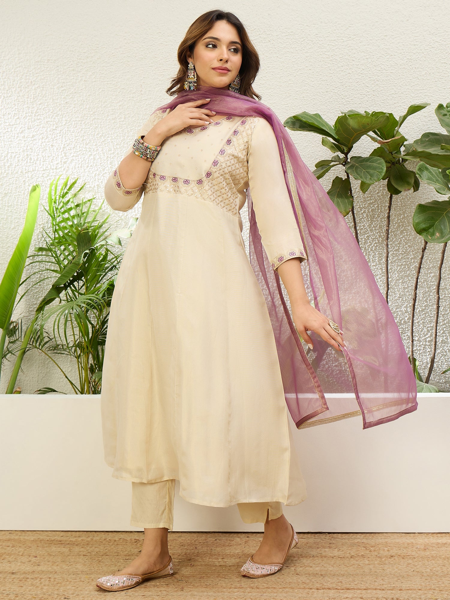 Gauri Women's Cream Festive Embroidered Yoke Flared Kurta Set