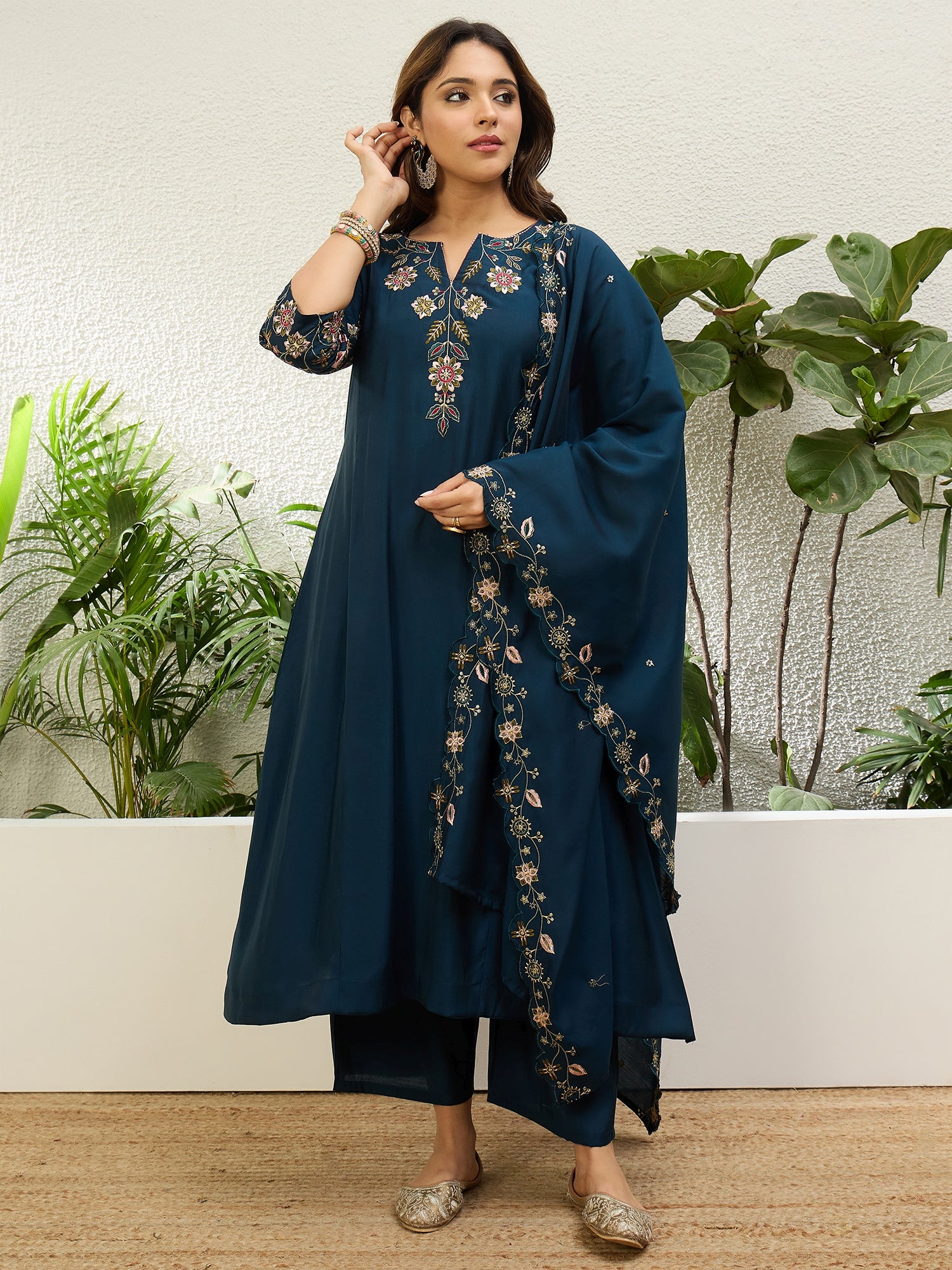 Charvi Women's Nevy Blue Embroidered Yoke Design Kurta Pant Set