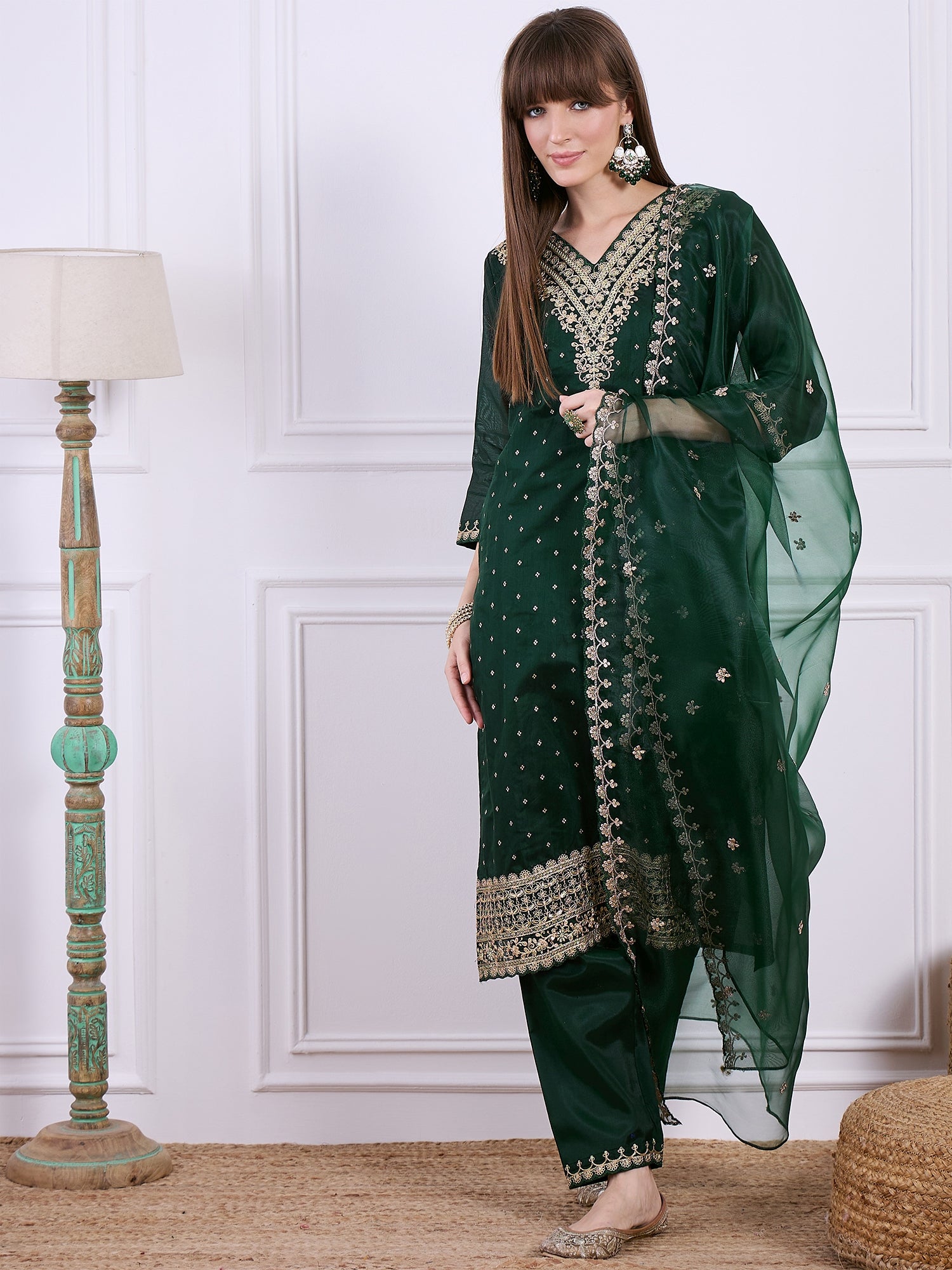 Deepa Women’s Embroidered Chanderi Silk Kurta & Pant Set – Ready-to-Wear Festive Outfit