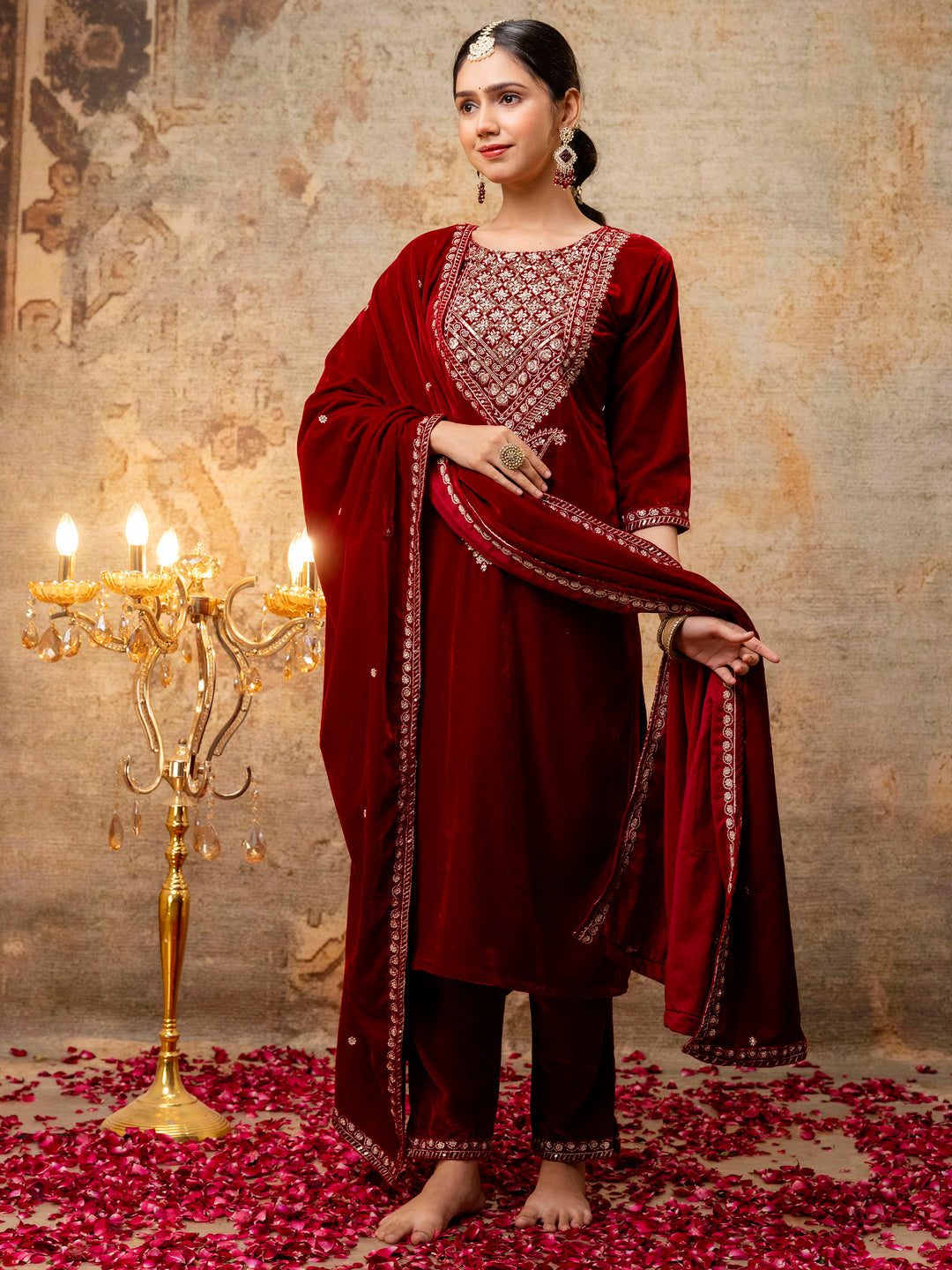 VredeVogel Women Velvet Kurta Pant Dupatta Set