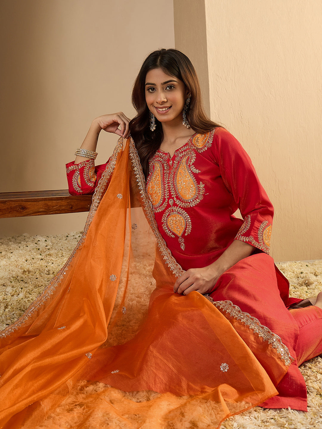Sarayi Pink Silk Blend Straight Suit Set With Dupatta