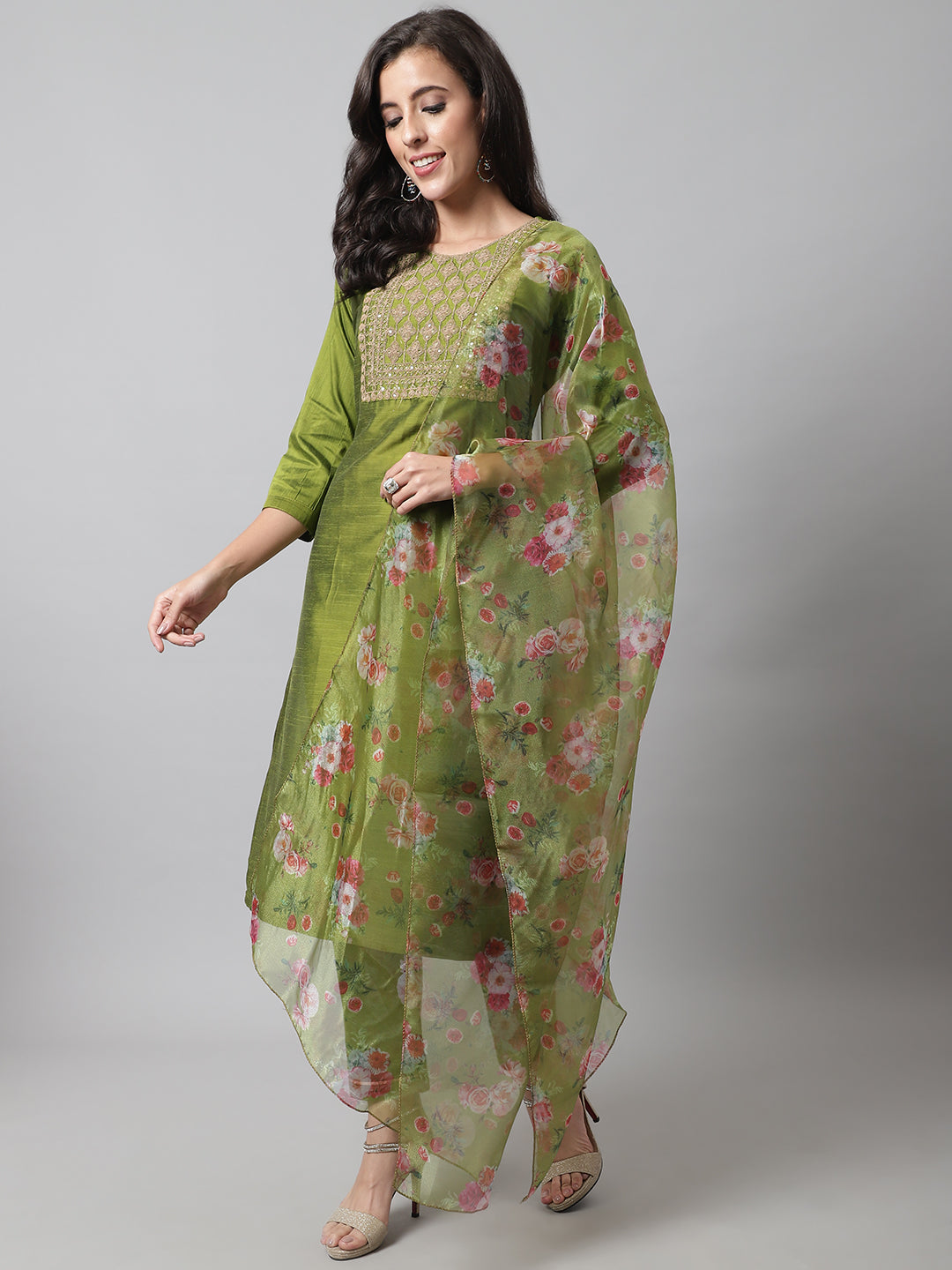 VredeVogel  Women Kurta and Trousers Pant Set Silk Blend